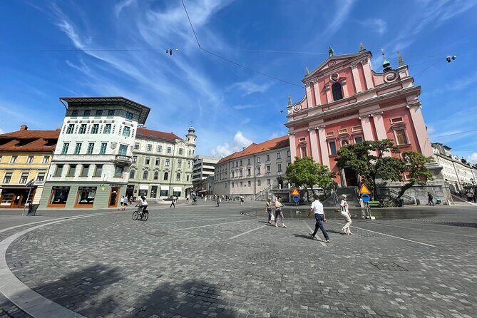 Ljubljana, Postojna Cave&Predjama Castle with Tickets from Zagreb - Key Points