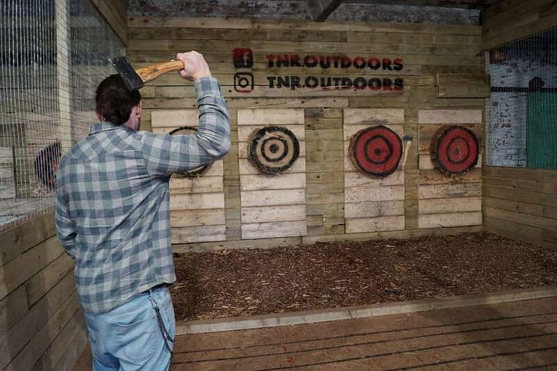 Llangollen: 30-Minute Axe Throwing Session - The Group Dynamic and Atmosphere