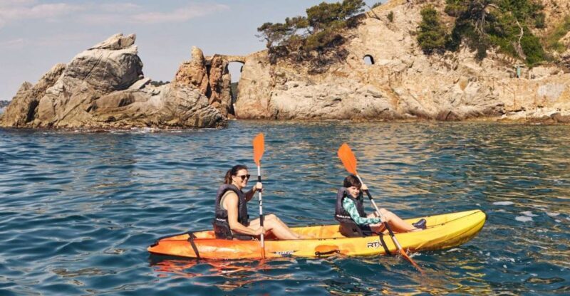 Lloret de Mar: Costa Brava Kayak Tour and Swimming - What to Expect from the Kayak Tour