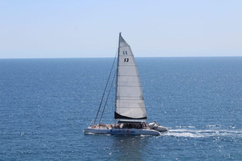 Lloret de Mar: Sunset Catamaran Cruise with DJ and Drinks - FAQ