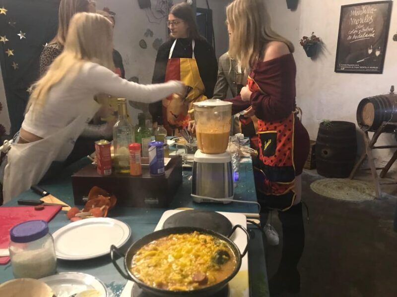 Local cooking class in Cordoba. Hands on: Salmorejo - FAQ