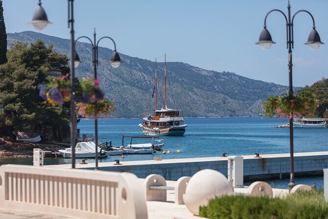 Local Life Tour - An In-Depth Look at the Hvar Local Life Tour