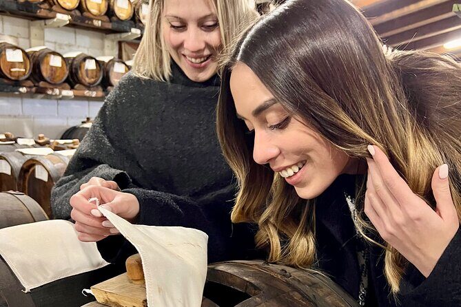 Local wines and traditional balsamic experience - Authenticity and Reviews