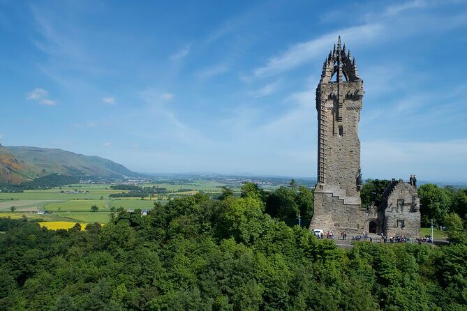 Loch Lomond National Park, Stirling Castle and the Kelpies Tour - The Experience We Expect
