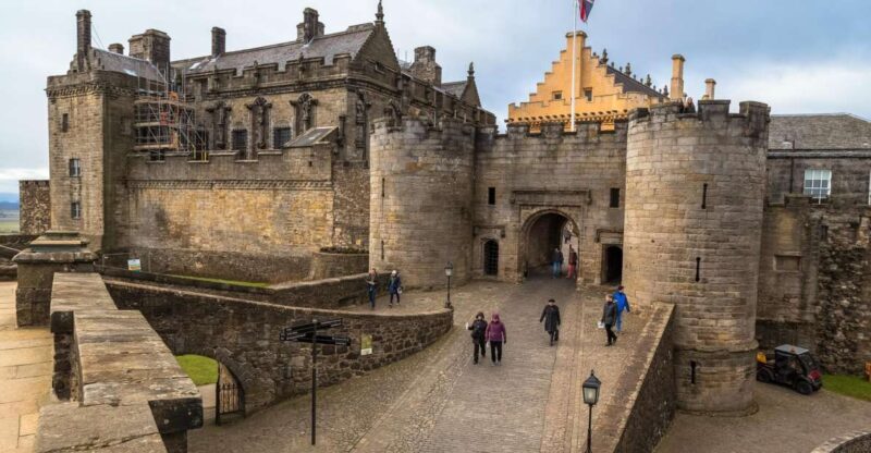 Loch Lomond, Stirling Castle, & Kelpies Tour from Edinburgh - What to Expect on This Tour