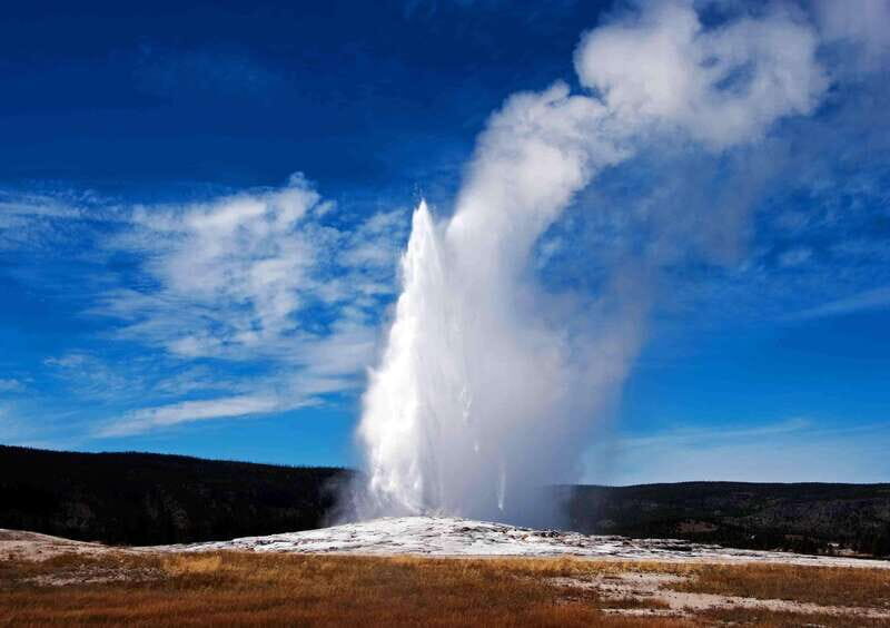 Lodging at Old Faithful Yellowstone&Grand Teton 5-Day Tour - Who This Tour Is Best For