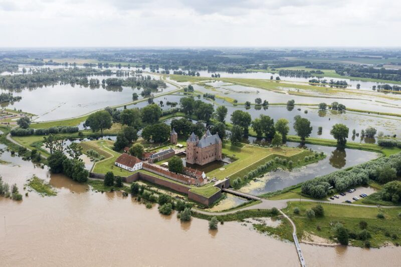 Loevestein Castle Entry Ticket - Key Points