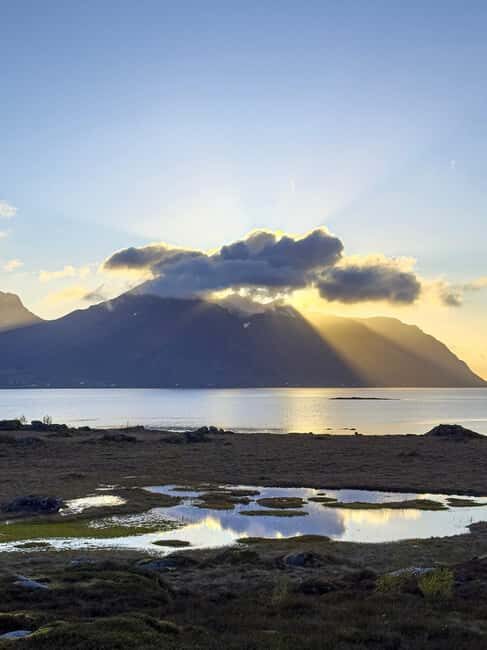 Lofoten: Midnight Magic Tour with Snacks and Drinks - Practical Tips for Your Trip