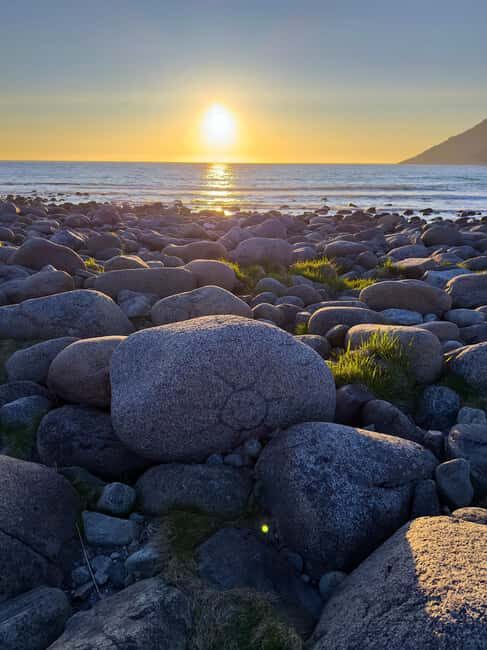 Lofoten: Midnight Magic Tour with Snacks and Drinks - Frequently Asked Questions