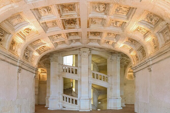 Loire Valley Castles Day Trip from Paris with Complementary Wine - Practical Considerations for Your Visit