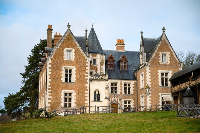 Loire Valley - Chambord Castle - DayTrip from Paris - Price and Value