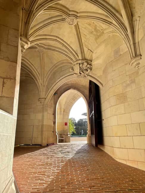 Loire Valley: Château Royal d'Amboise Entrance Ticket - Key Points