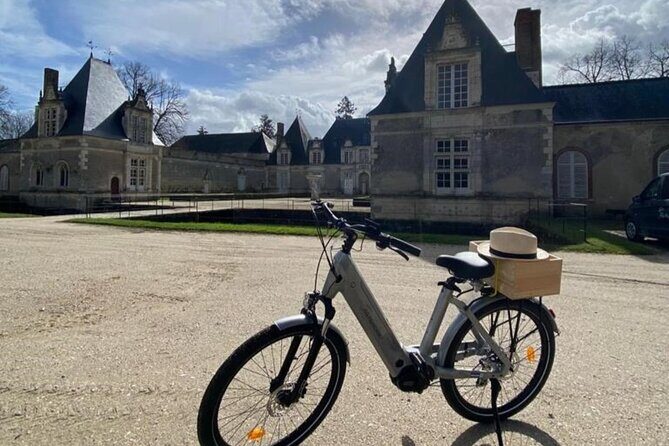 Loire Valley Ebike Tour to Chambord FROM TOURS - FAQ