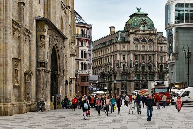 Lokafy Vienna Kid-Friendly Private Walking Tour with a Local - Starting Point and Flexibility