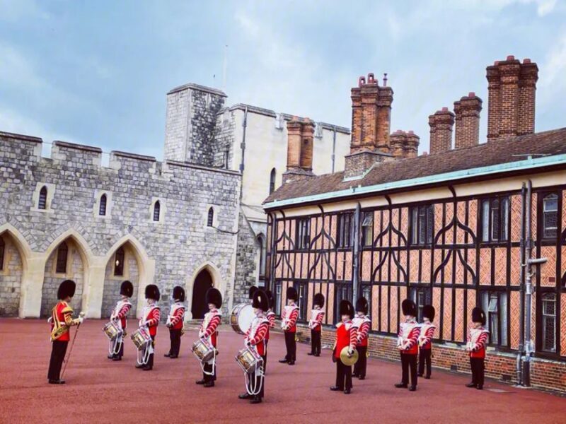 London: 10-hour Private Tour(Windsor Castle+Bath+Stonehenge) - FAQ