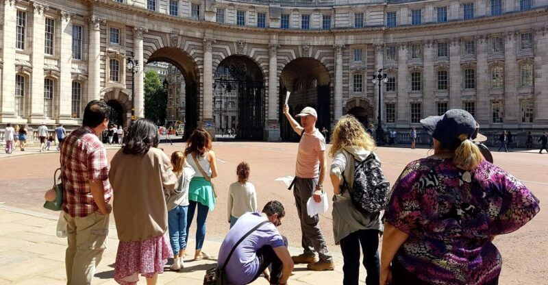 London: 30 Top City Sights Guided Group Walking Tour - How This Tour Brings London to Life