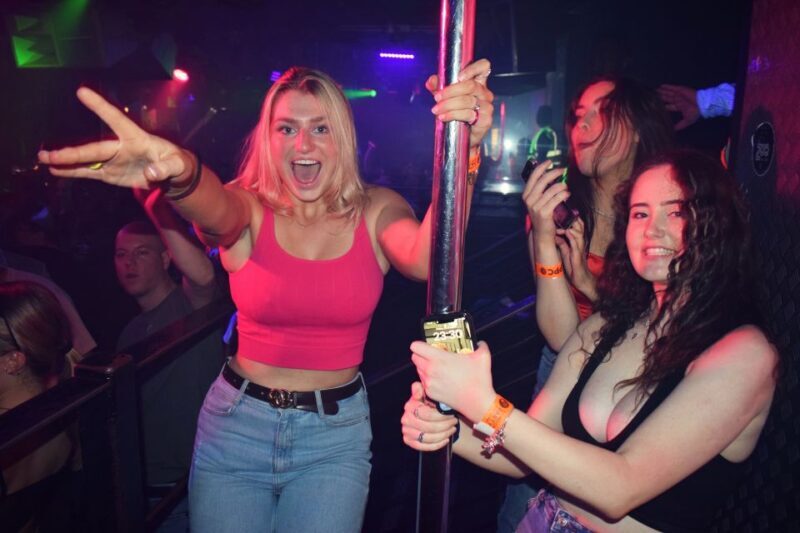 London: 4 Soho Nightclubs Crawl - The Real Experience: The Pros and Cons