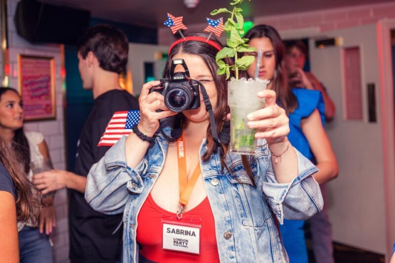 London: 4 Soho Nightclubs Crawl - Is This Experience for You?