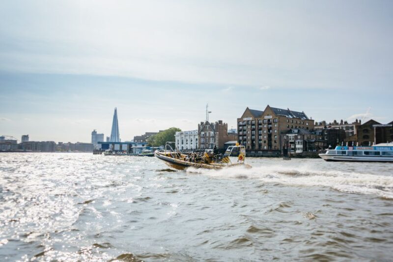 London: 45-Minute Speedboat Sightseeing Tour - The Experience in Detail