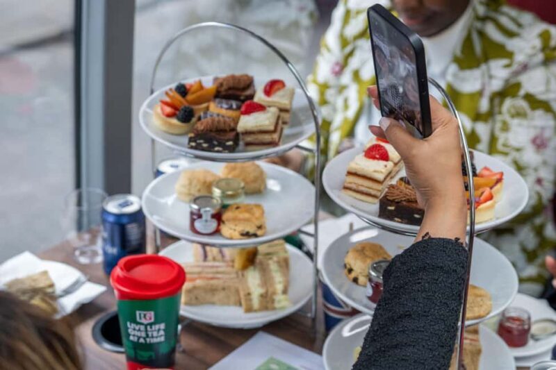 London: Afternoon Tea Bus Tour & London Eye Option - Who Should Book This Tour?