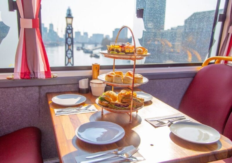 London: Afternoon Tea Bus with a Glass of Prosecco - An Overview of the Experience