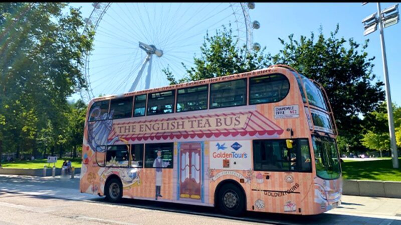 London: Afternoon Tea Bus with a Glass of Prosecco - Is It Worth It?