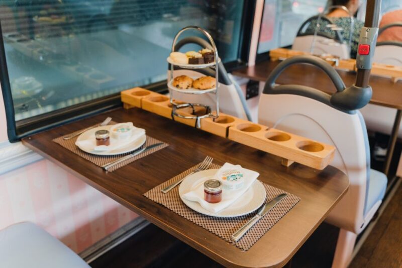 London: Afternoon Tea Bus with a Glass of Prosecco - Final Thoughts