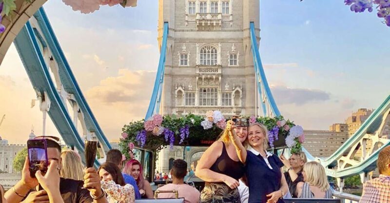 London: Bar Bus Tour by Tootbus - Drinks and Pricing: Is It Good Value?