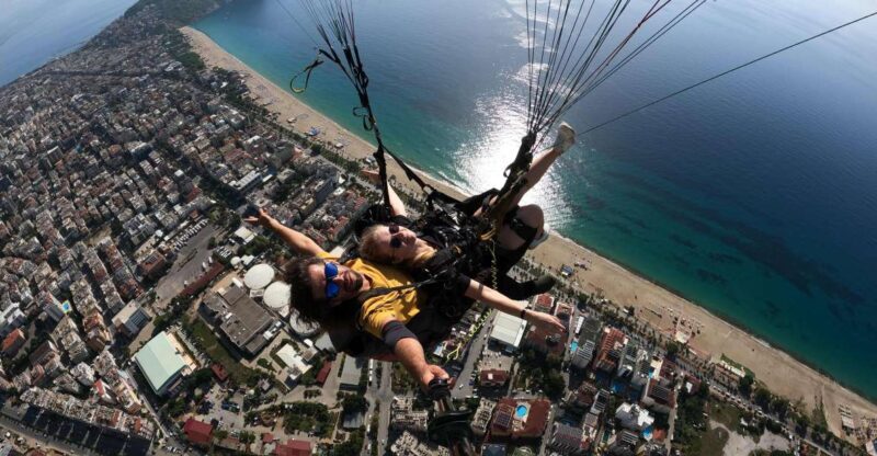 London Bar Meetup: Entry, Safe Original Drink & Transfer - FAQ