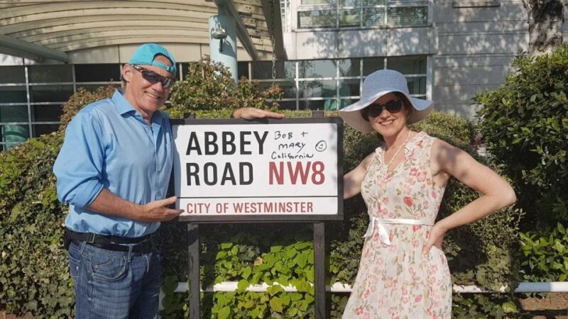 London: Beatles Magical Tour by Black Cab - A Closer Look at What the Tour Offers