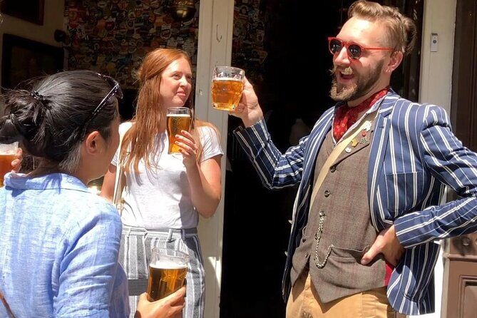 London Bike Tour: Landmarks, Secret Gems, Pub Stop & Street Art - Who This Tour Is Best For