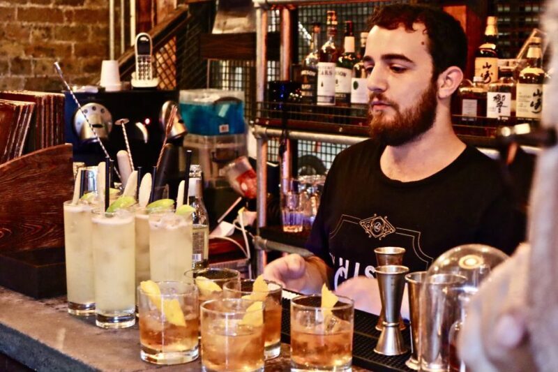 London: Borough Market Food Tour with 6+ Authentic Tastings - Group Size & Tour Pacing