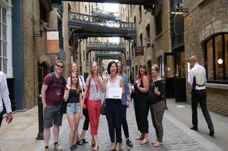 London: Bridget Jones 2.5Hour Walking Tour - The Locations and Their Charm