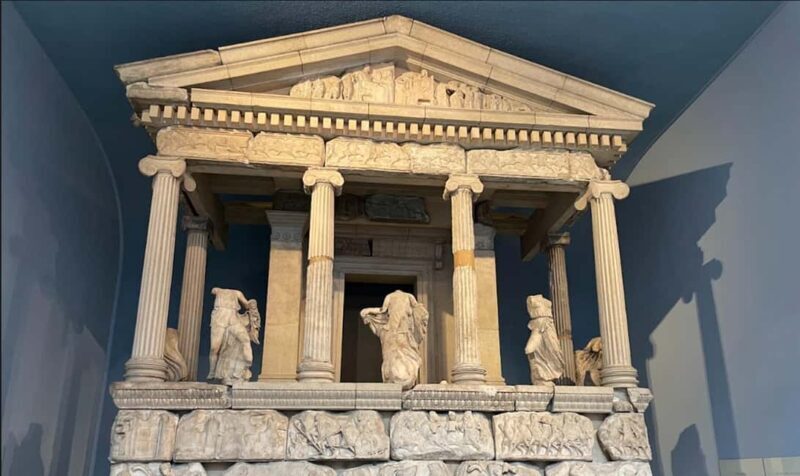 London: British Museum Express Guided Tour & Priority Entry - Key Points