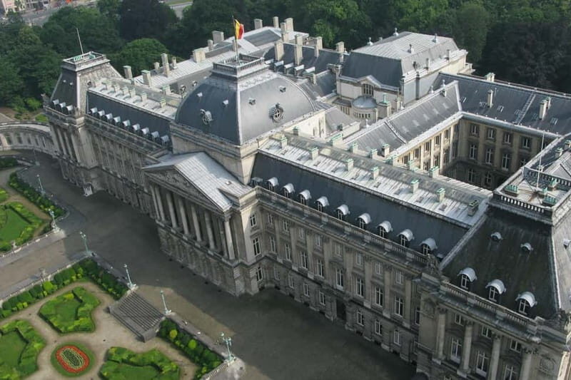 London: Brussels Day Trip with Beer World Experience - Exploring Brussels with the Hop-On Hop-Off Bus