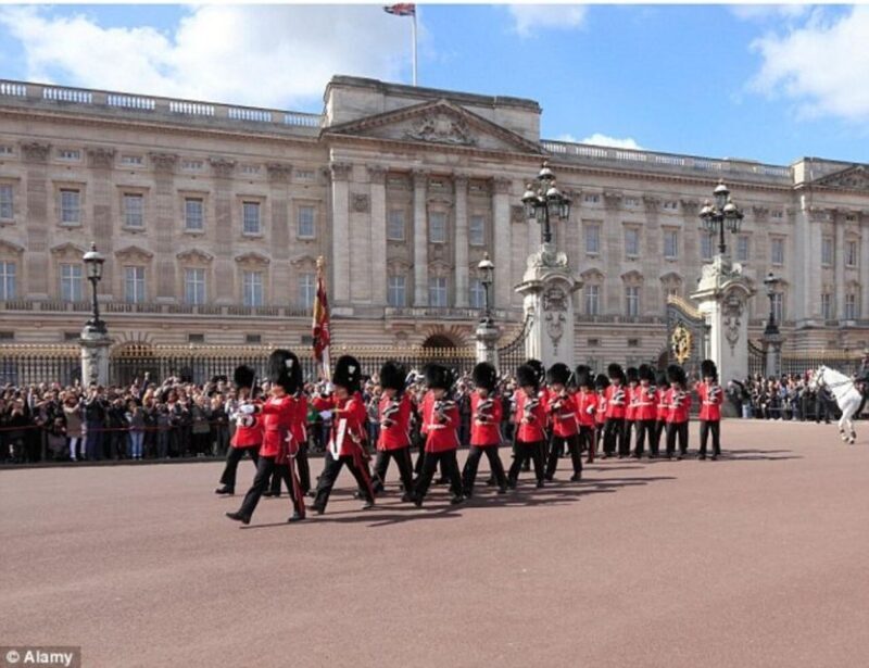 London: Buckingham Palace & Big Ben & Abbey Private Tour - Key Points