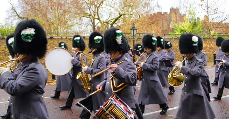London: Buckingham Palace & Changing of the Guard Experience - Exploring the itinerary in detail