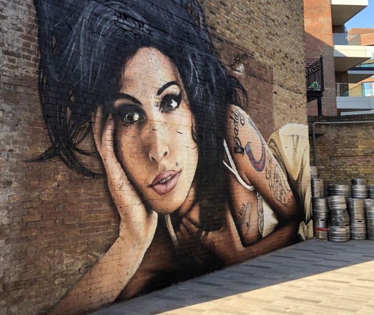 London: Camden Market Food Tour with 7 Street Food Tastings - Guides & Experience Quality