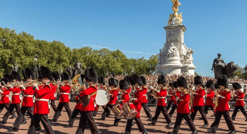 London: Changing of the Guard & Royal London Walking Tour - The Itinerary and What to Expect