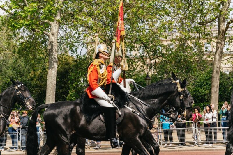 London: Changing of the Guard Tour by Buckingham Palace - Who Should Book This Tour?