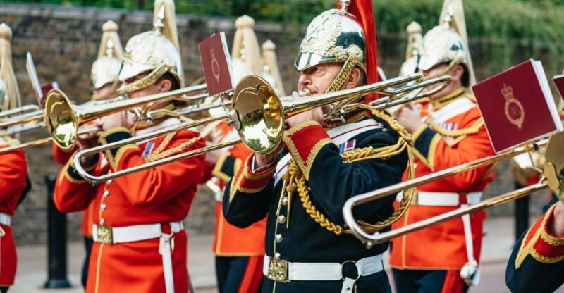 London: Changing of The Guard Tour - The Value for Money