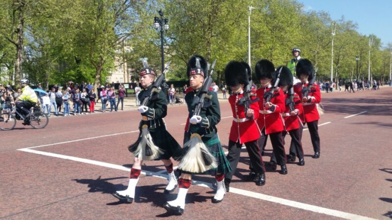 London: Changing of the Guard Walking Tour - Practical Tips for Participants