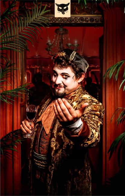 London: CHAT NOIR! Cabaret Experience with 3-Course Meal - What Is the CHAT NOIR! Experience?