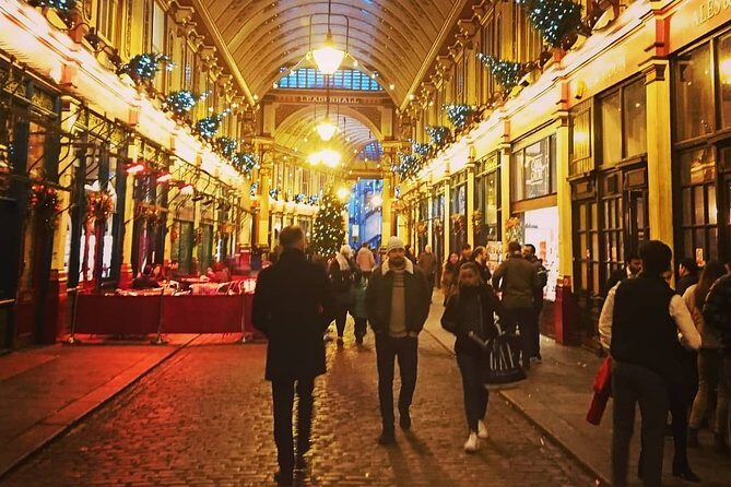 London Christmas Carol & Charles Dickens Small Group Walking Tour - Who Would Love This Tour?