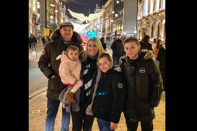 London Christmas Lights Guided Tour by Cab - FAQs