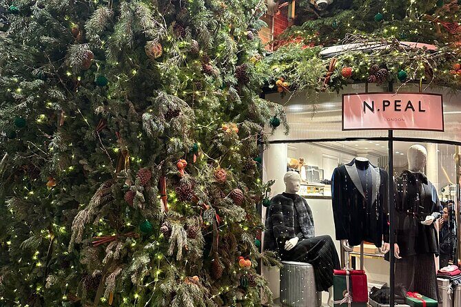 London Christmas Lights Guided Tour With Christmas Music - Key Points