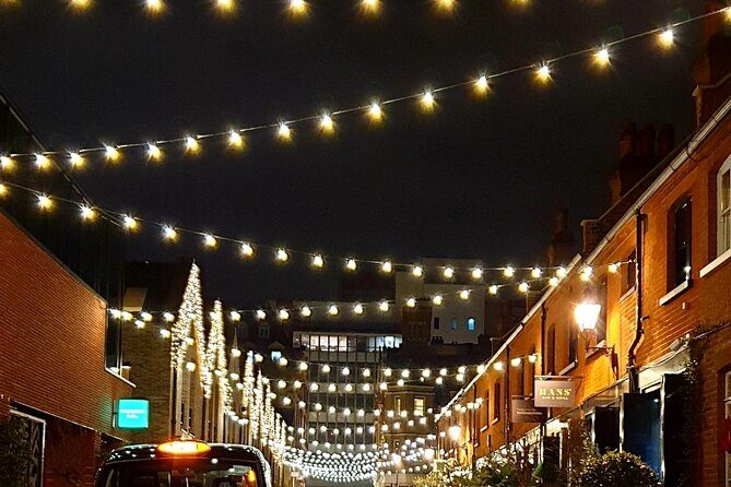 London Christmas Lights Private Tour by Traditional Black Cab - FAQ