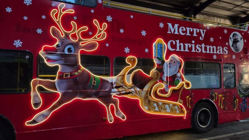 London: Christmas Lights Santa Sleigh Open-Top Tour - Key Points