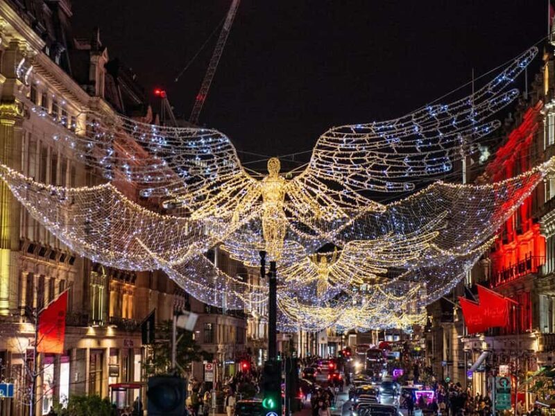 London: Christmas Lights Tour by Vintage Bus - Key Points