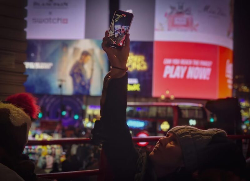 London: Christmas Lights Tour by Vintage Double-Decker Bus - Frequently Asked Questions